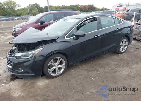 2018 Chevrolet Cruze Premier Auto z USA, uszkodzony, nr VIN 1G1BF5SM1J7141701